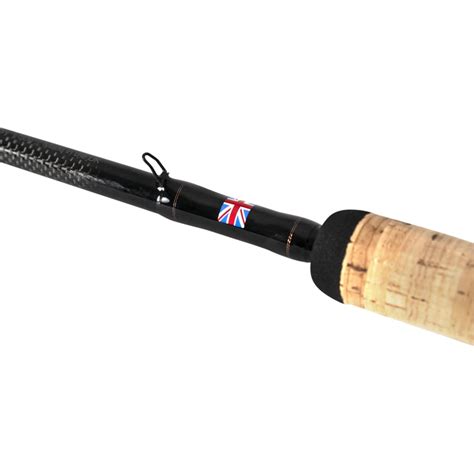 guru aventus sr light feeder